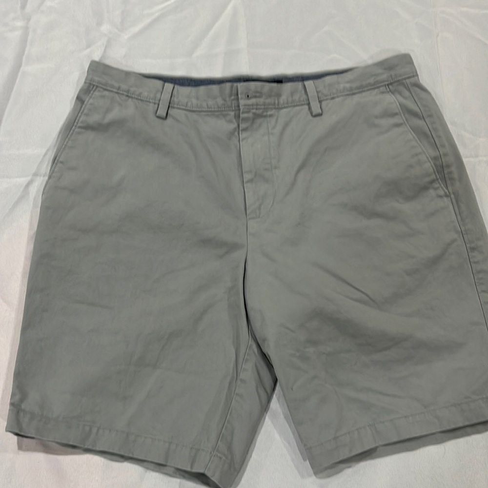 Banana Republic short 10” inseam